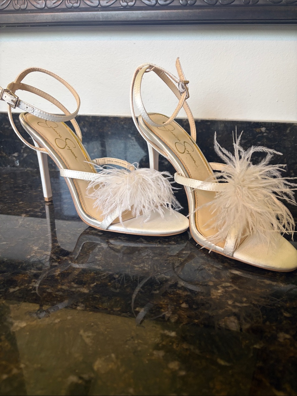 Jessica Simpson white/ivory Feather Strap High Heel Sandals wedding/ bridal